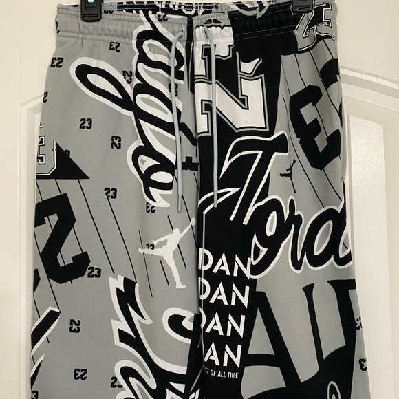 NIKE AIR JORDAN JOGGERS SWEATPANTS SMALL - Picture 2 of 8